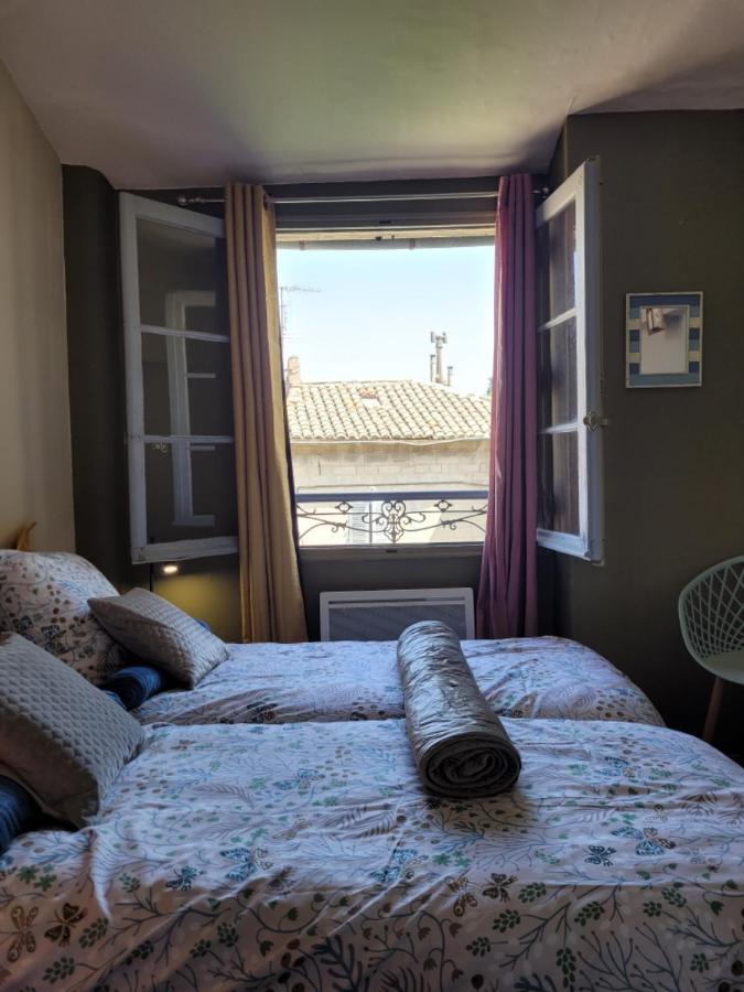Un Nid Sur Les Toits Face Au Palais Des Papes Apartment Avignon Bagian luar foto