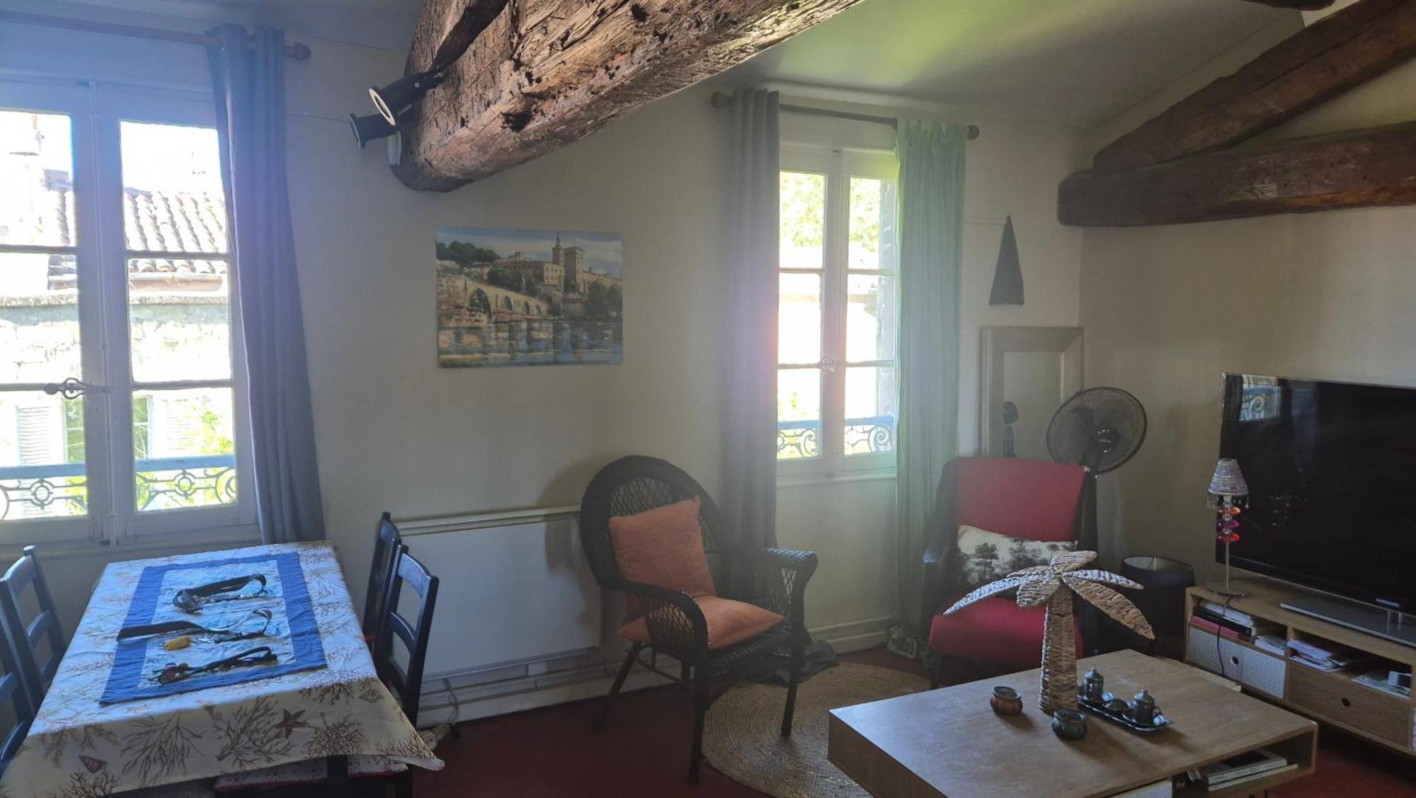 Un Nid Sur Les Toits Face Au Palais Des Papes Apartment Avignon Bagian luar foto