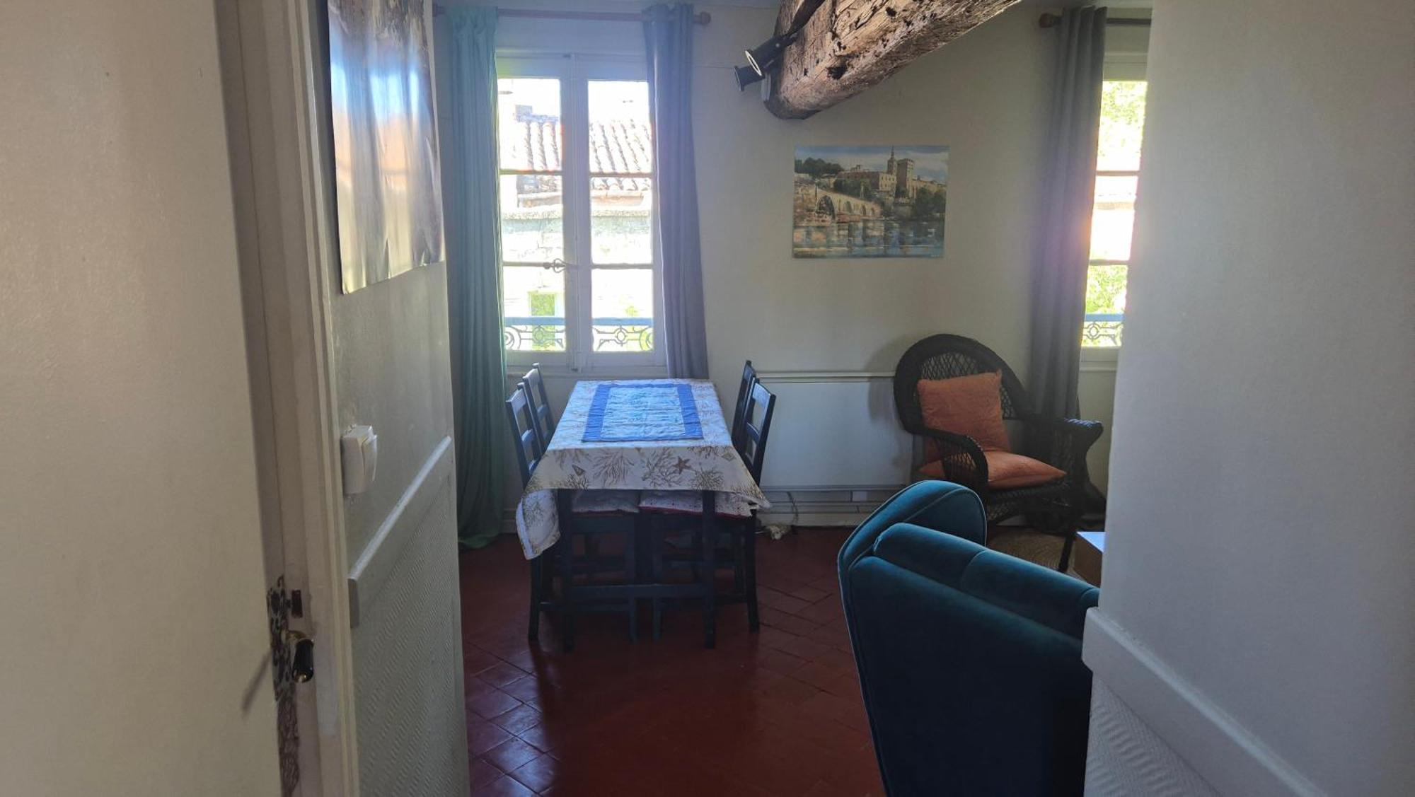 Un Nid Sur Les Toits Face Au Palais Des Papes Apartment Avignon Bagian luar foto